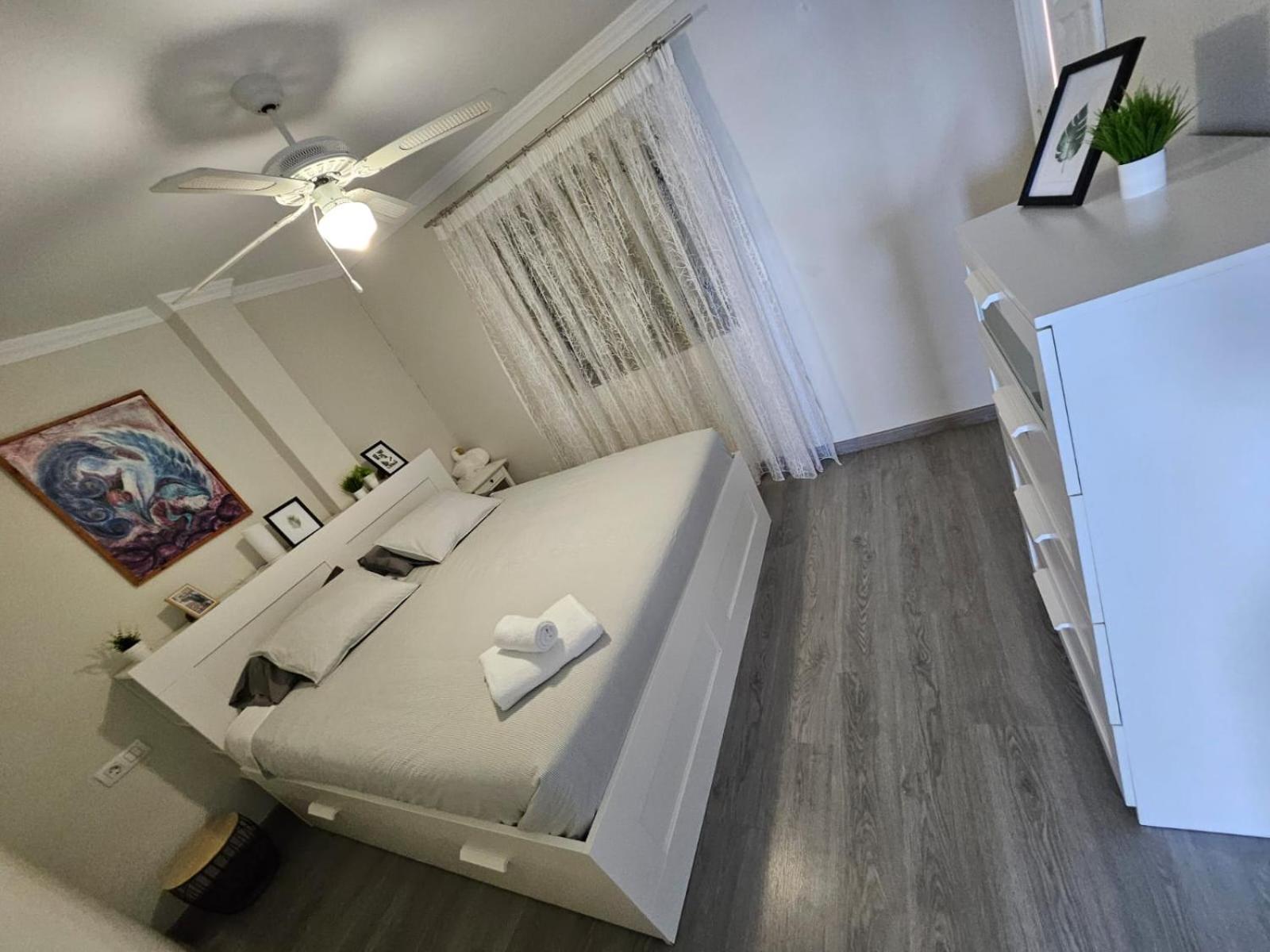 Appartamento Apartamento Sara Santa Cruz de Tenerife Esterno foto